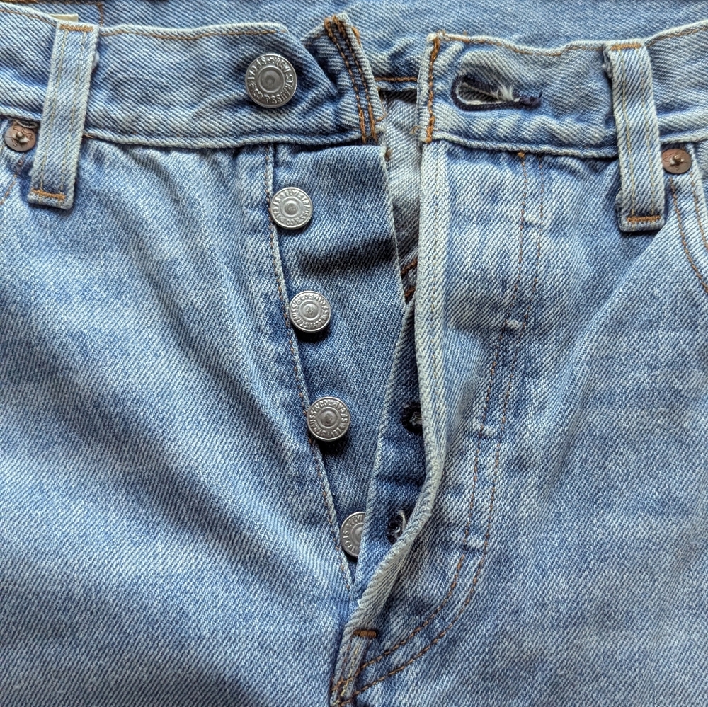 Levi's 501 Cropped Raw Hem Distressed Light Wash Button Fly Jeans - Picture 5 of 15